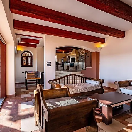 Tiffany Feriehus Zadar